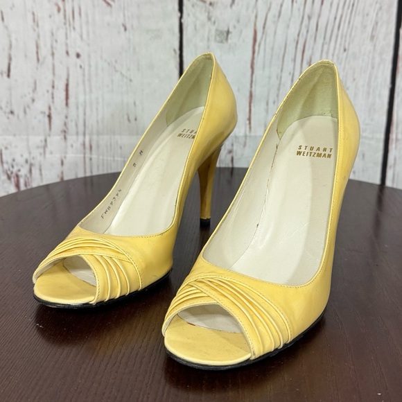 STUART WEITZMAN Yellow Patent Leather Peep-Toe 4” Heels Size 8 GUC - Picture 2 of 16